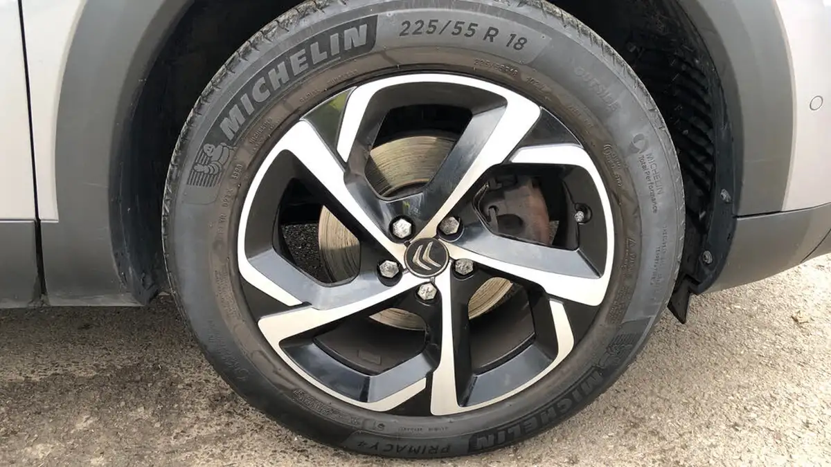 2021-citroen-c5-aircross-12-puretech-flair-big-16
