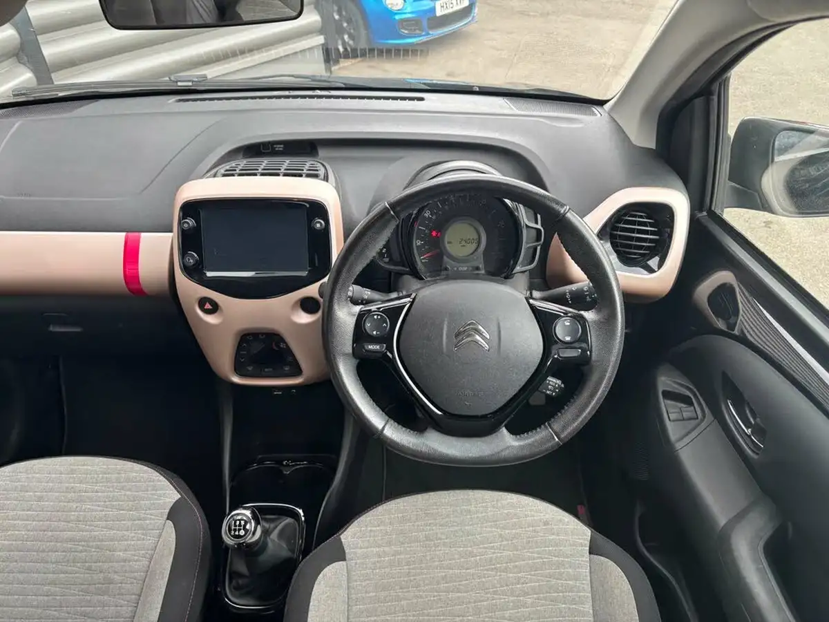 2018-citroen-c1-10-vti-elle-big-29