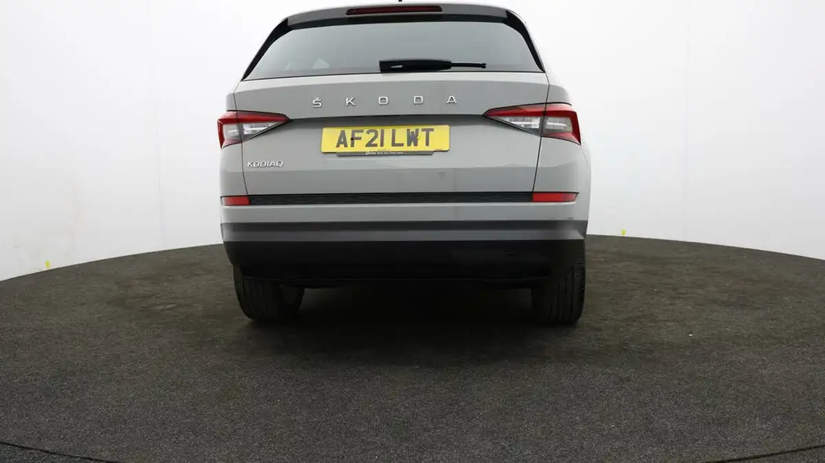 2021-skoda-kodiaq-15-tsi-se-l-dsg-big-5