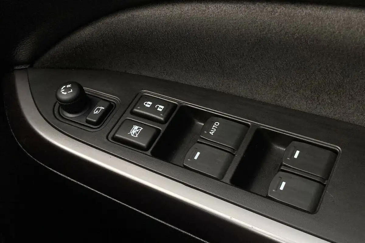 2019-suzuki-vitara-14-boosterjet-sz5-allgrip-big-32