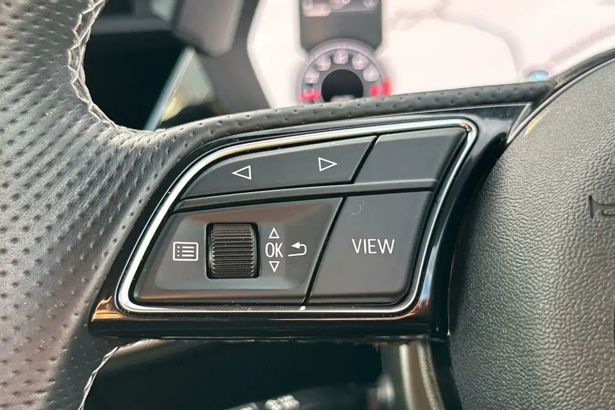 2022-audi-a3-15-35-tfsi-edition-1-sportback-5d-big-40