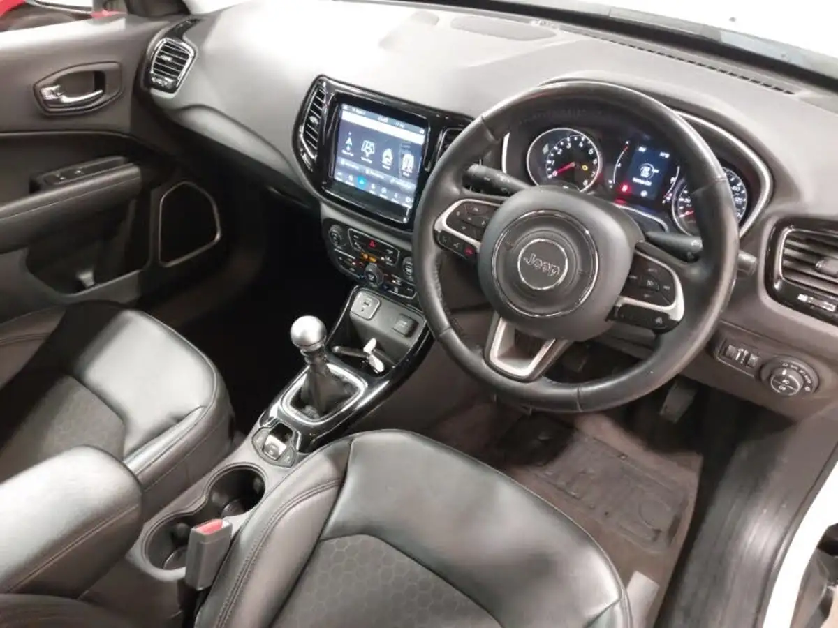 2019-jeep-compass-14-multiair-ii-night-eagle-big-16