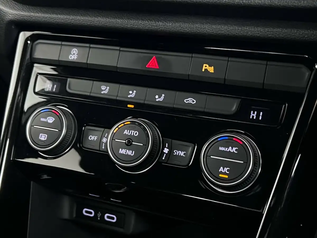 2021-volkswagen-t-roc-15-tsi-black-edition-dsg-big-34