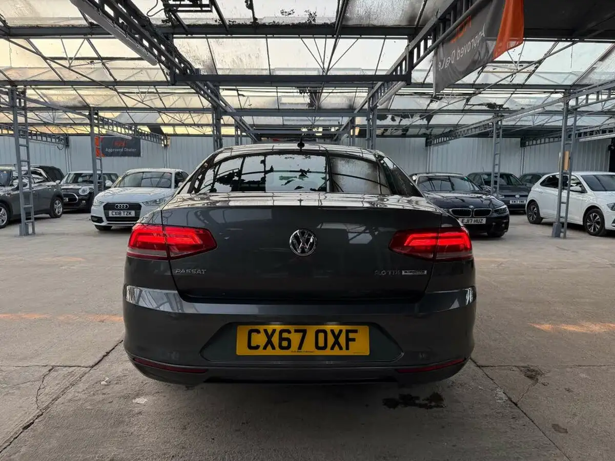 2017-volkswagen-passat-20tdi-se-business-ss-saloon-4d-big-7