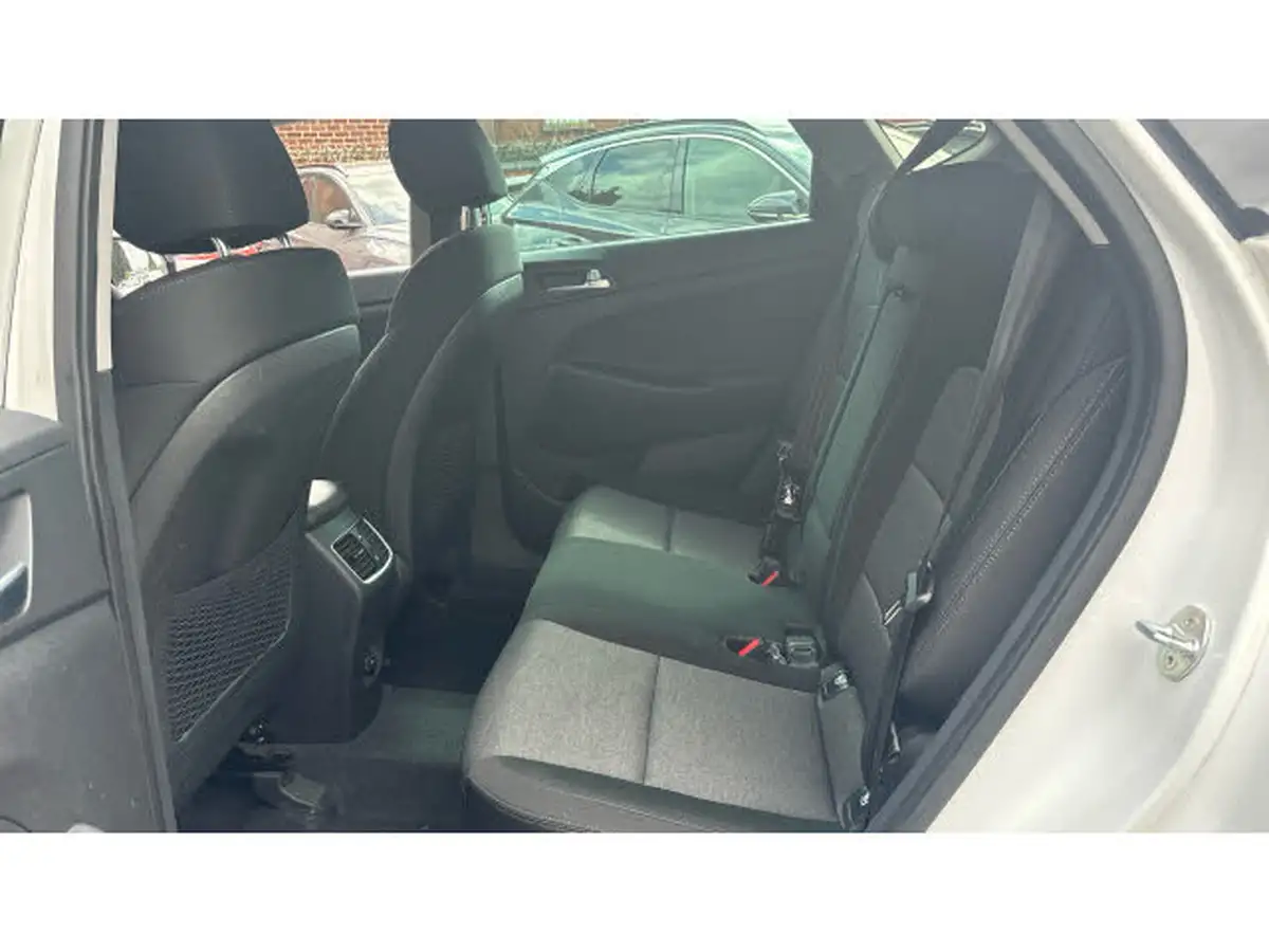 2020-hyundai-tucson-16-t-gdi-se-nav-dct-big-15