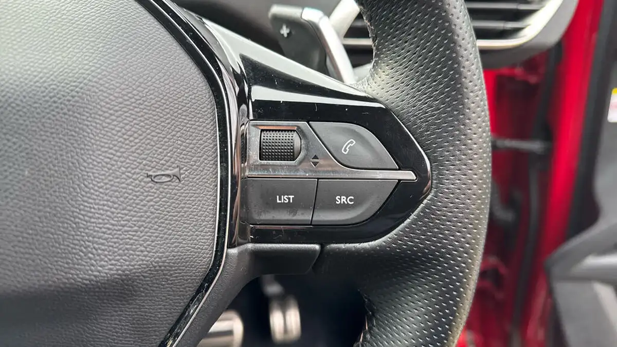 2021-peugeot-3008-suv-12-puretech-gt-eat8-big-23