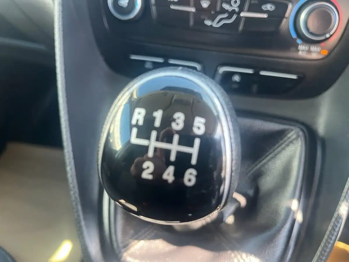 2019-ford-transit-connect-15-ecoblue-l2-210-base-100pseu6dt-panel-big-19