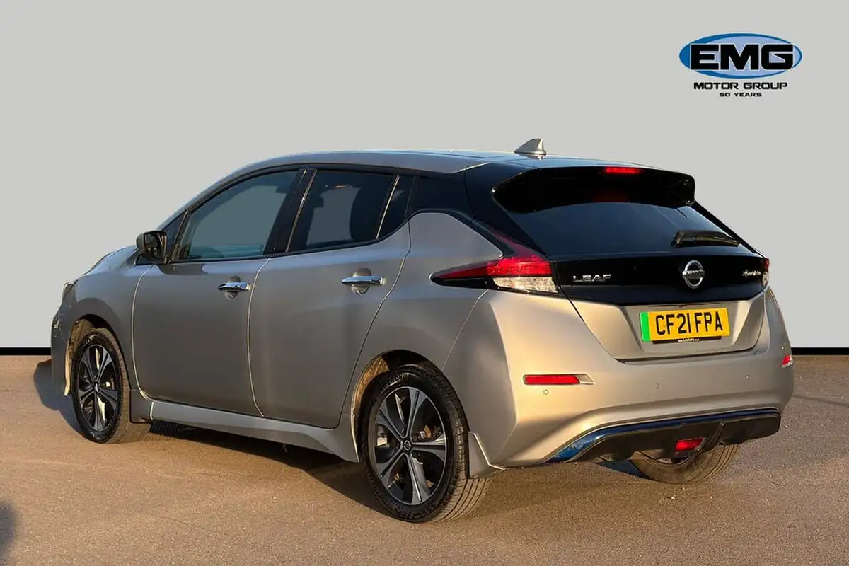 2021-nissan-leaf-e-e-tekna-big-3