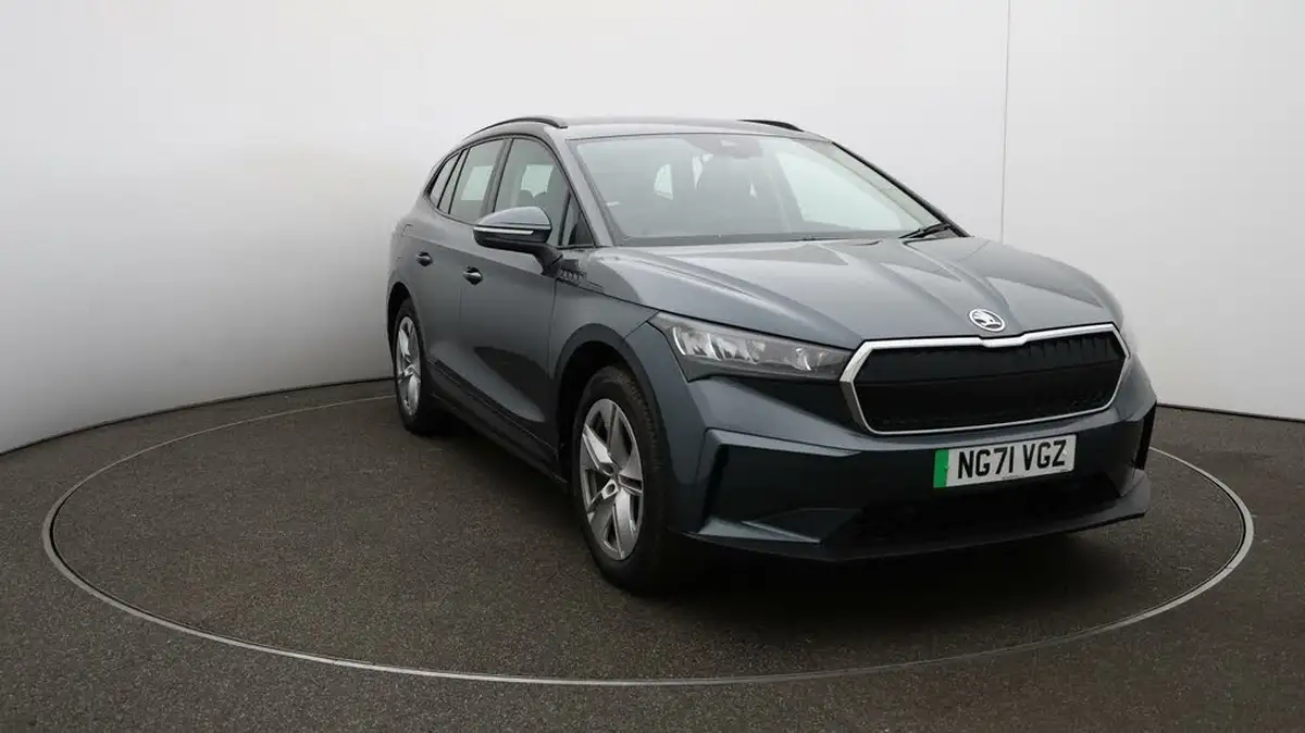 2022-skoda-enyaq-e-60-big-36