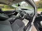 2014-toyota-prius-small-16
