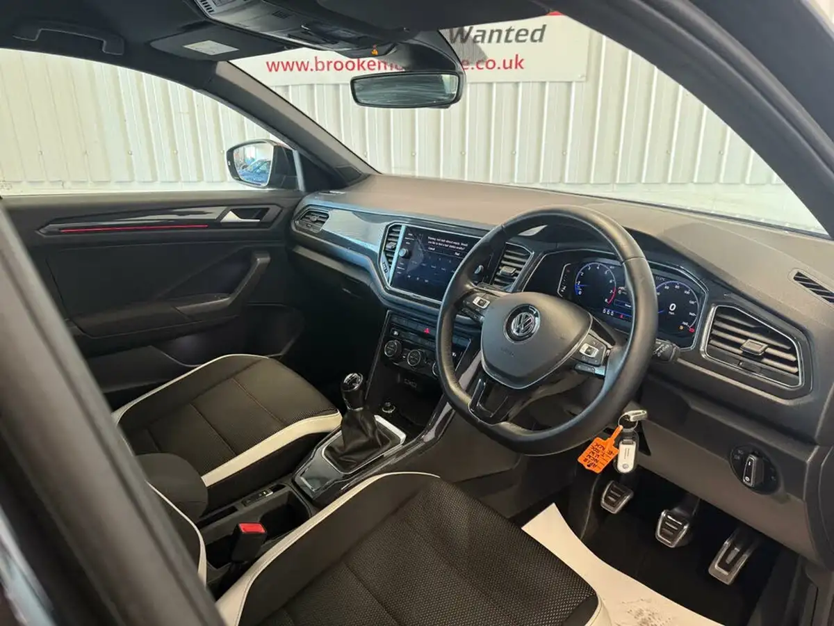 2018-volkswagen-t-roc-15-tsi-sel-ss-big-16