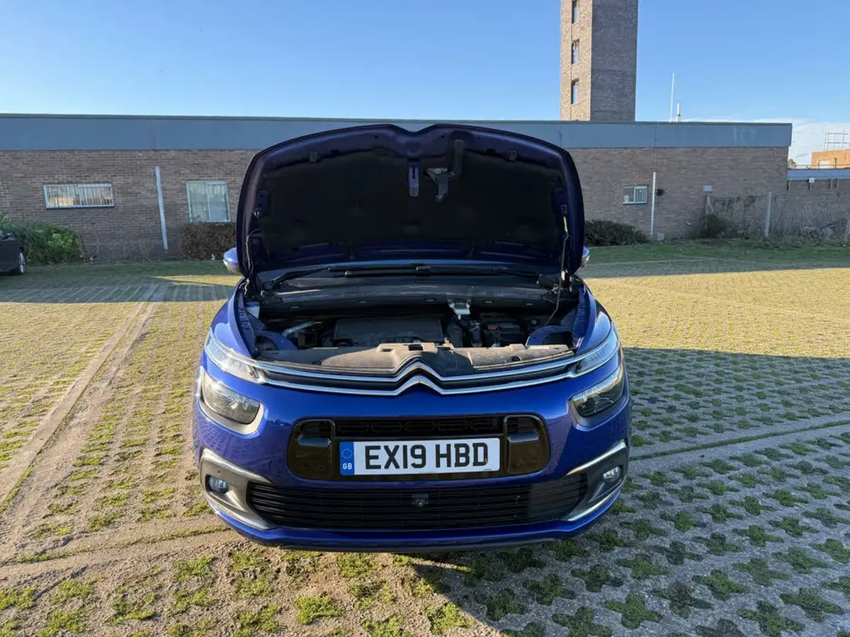 2019-citroen-c4-spacetourer-12-puretech-flair-big-65