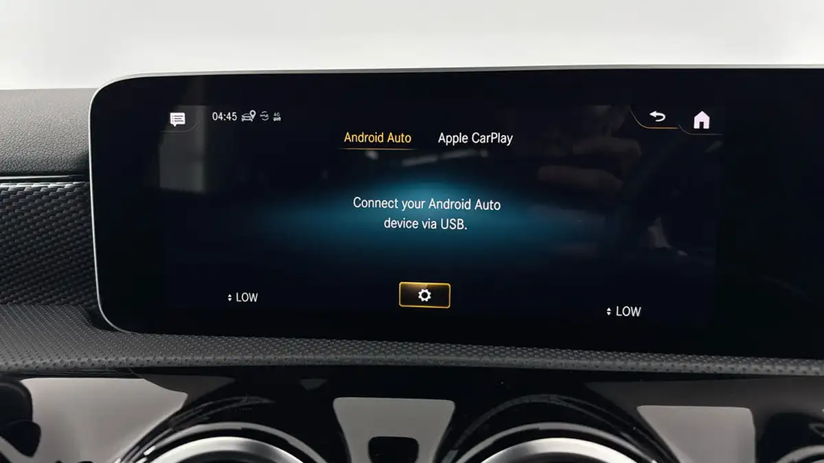 2020-mercedes-benz-a-class-13-a180-sport-executive-hatchback-5d-7g-dct-big-17
