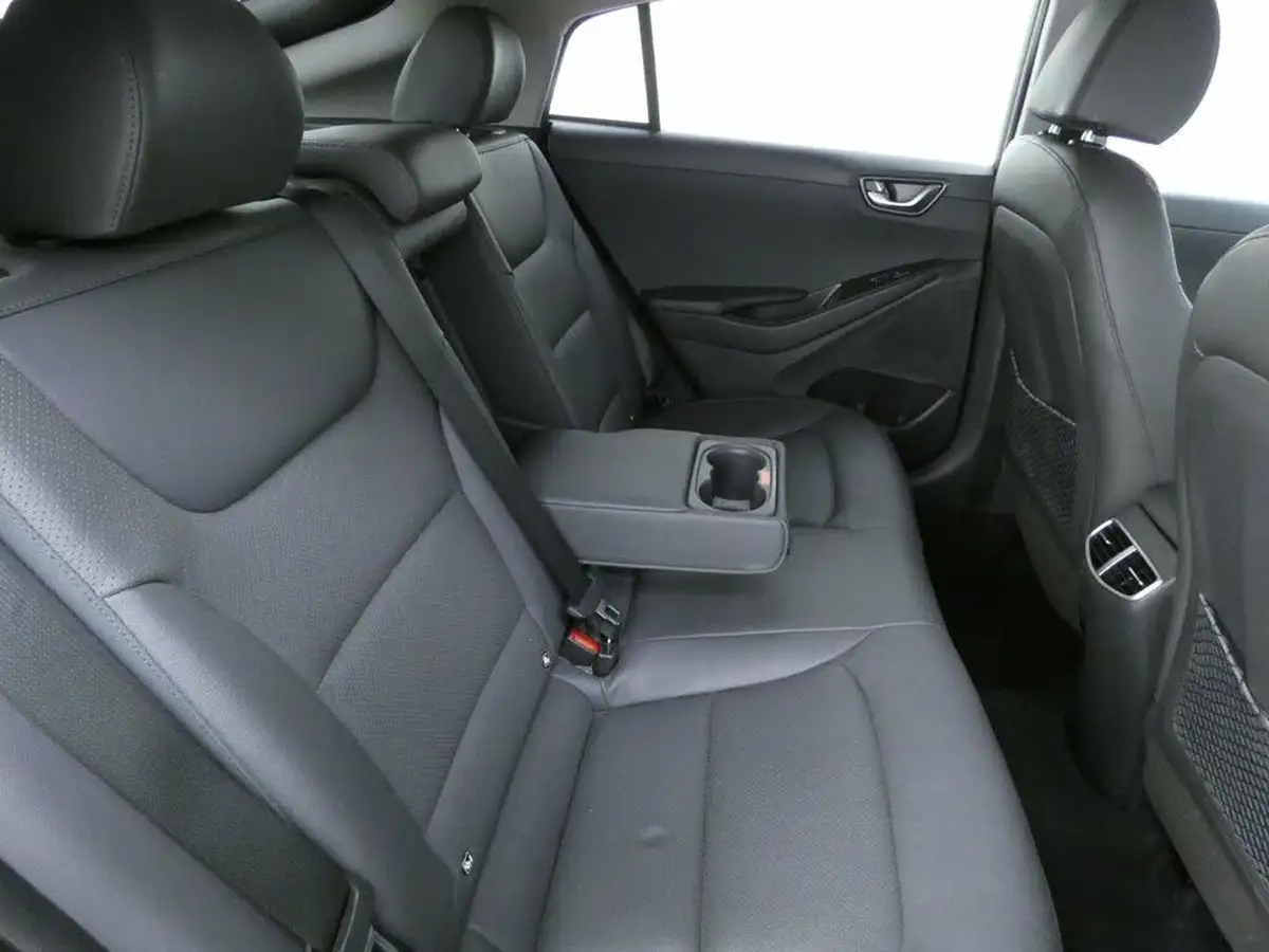 2021-hyundai-ioniq-16-gdi-premium-se-hybrid-big-15