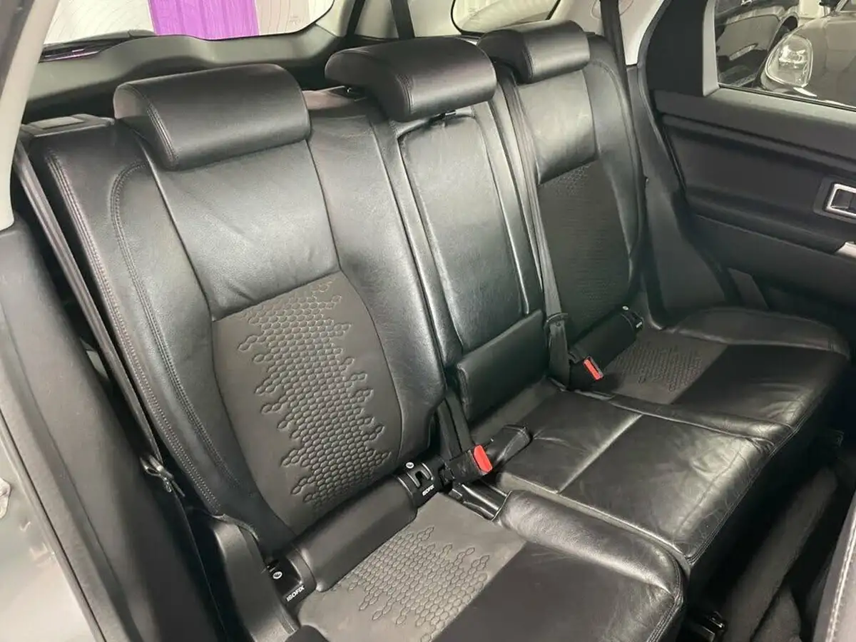 2018-land-rover-discovery-sport-20td4-se-182ps-big-20