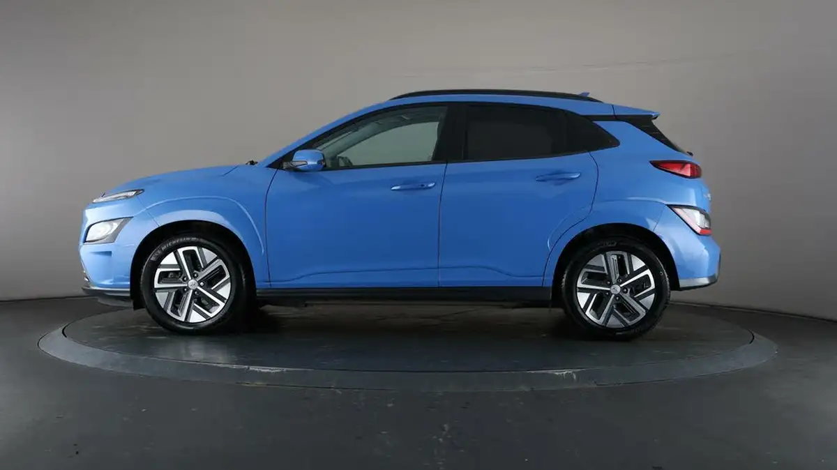 2021-hyundai-kona-e-ultimate-big-30