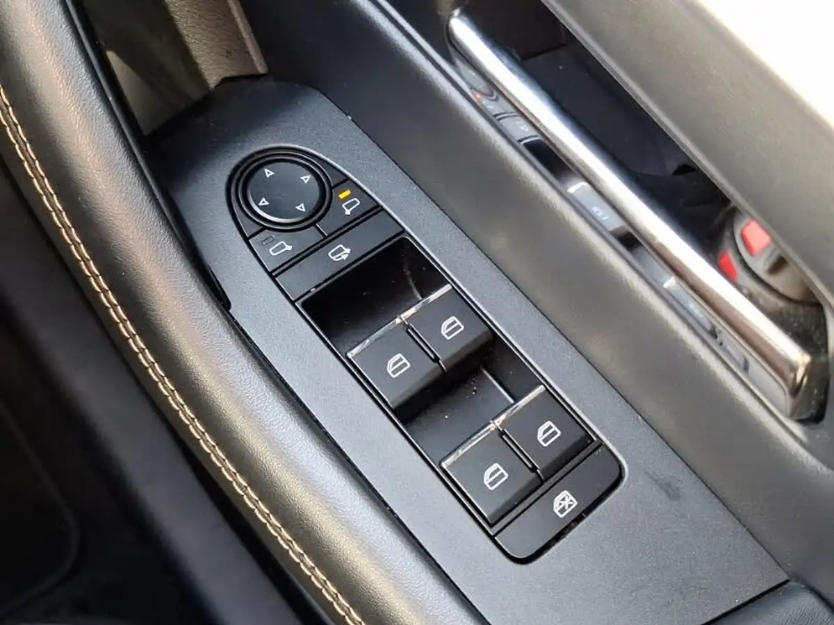 2024-mazda-cx-60-25-e-skyactiv-homura-big-16