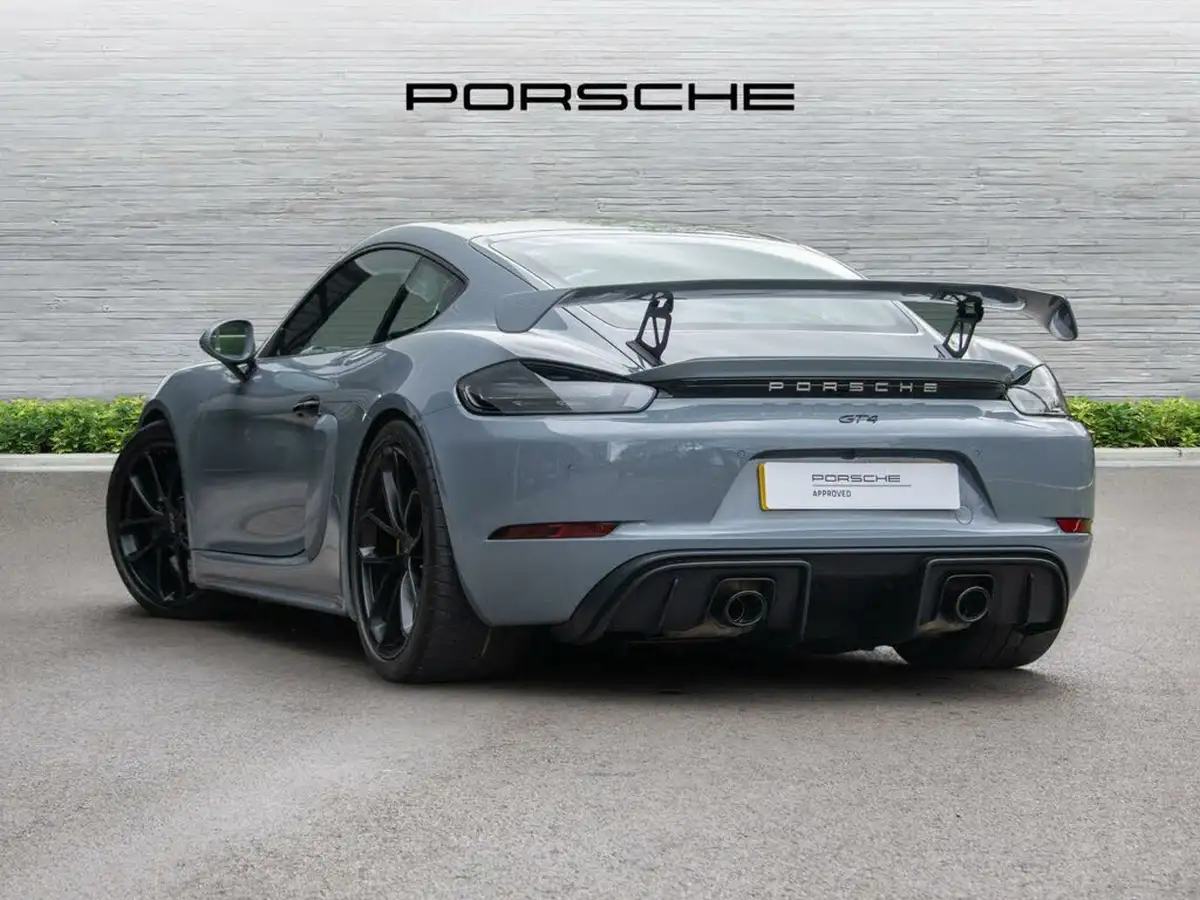 2023-porsche-cayman-718-40-cayman-gt4-pdk-big-2