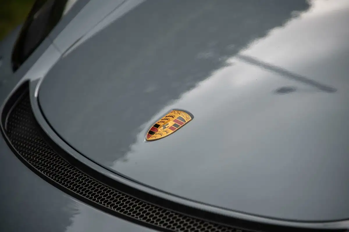 2023-porsche-cayman-718-40-cayman-gt4-pdk-big-26