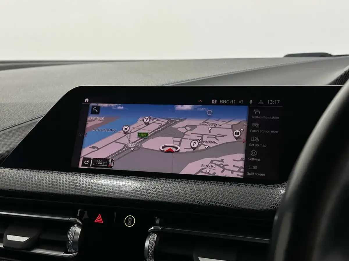 2021-bmw-1-series-15td-116d-m-sport-big-20
