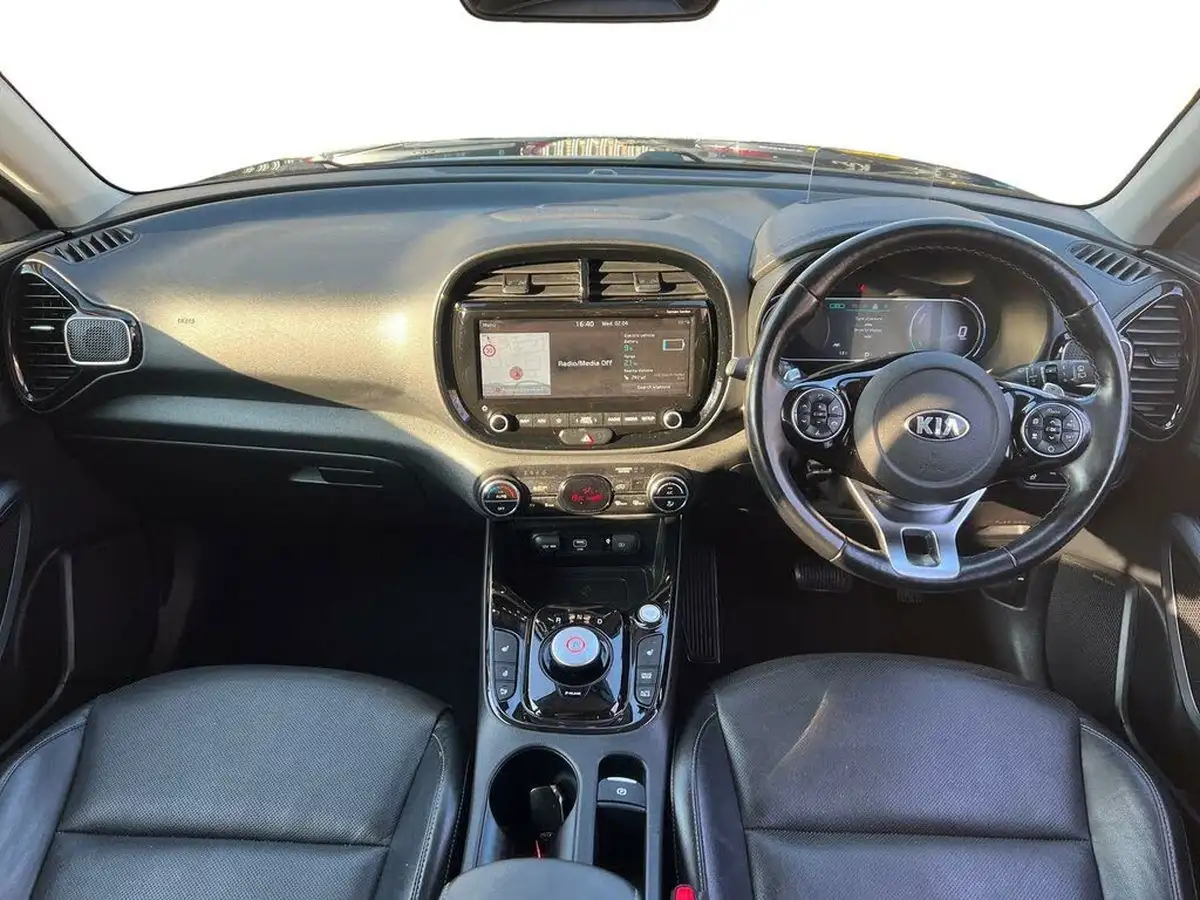 2021-kia-soul-ev-first-edition-big-9