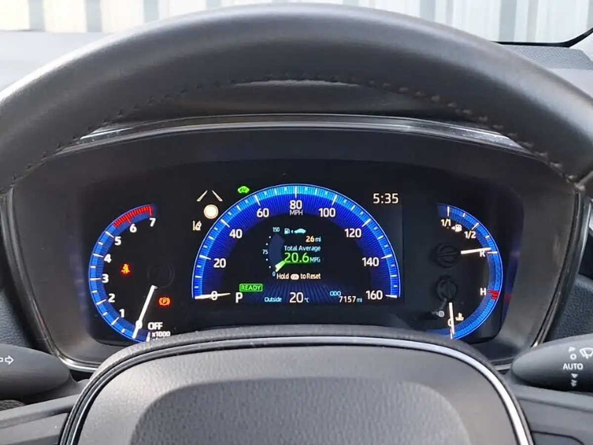 2022-toyota-corolla-18-vvt-i-design-120bhp-trk-hatchback-5d-big-10
