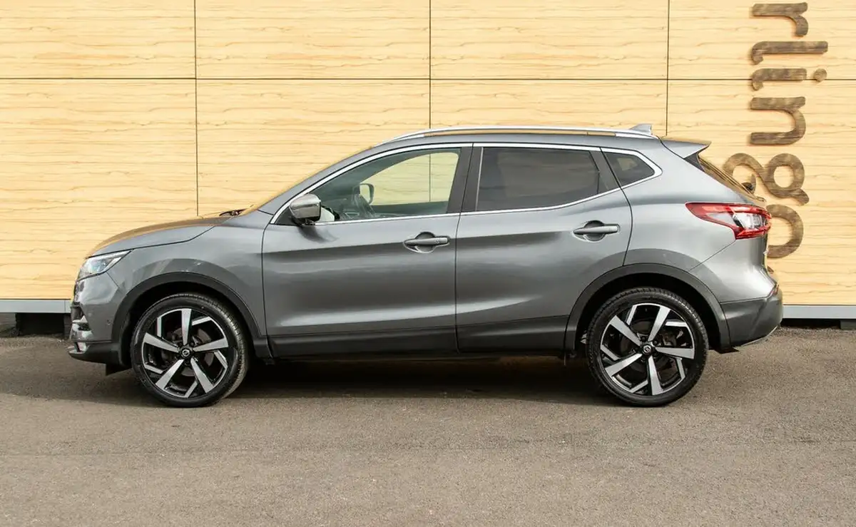 2018-nissan-qashqai-13-dig-t-tekna-160ps-big-12
