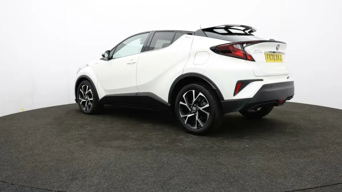 2020-toyota-c-hr-18-vvt-i-design-big-68