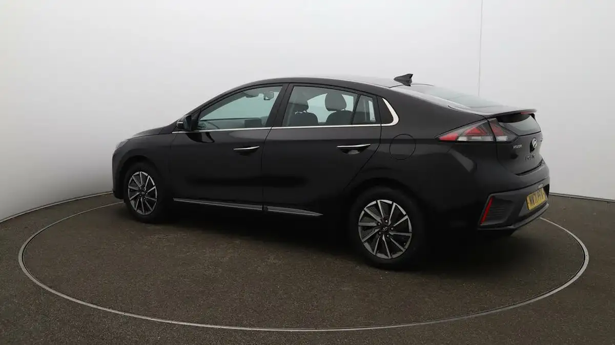 2021-hyundai-ioniq-e-premium-electric-100kw-big-27