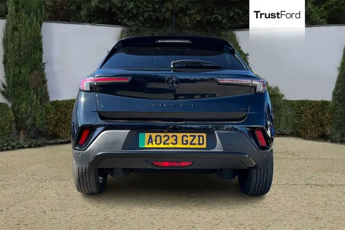2023-vauxhall-mokka-e-gs-big-6