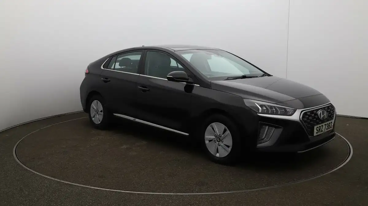 2021-hyundai-ioniq-16-gdi-premium-hybrid-big-36