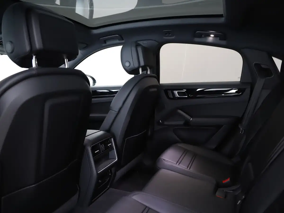 2023-porsche-cayenne-30-v6-340ps-coupe-big-40