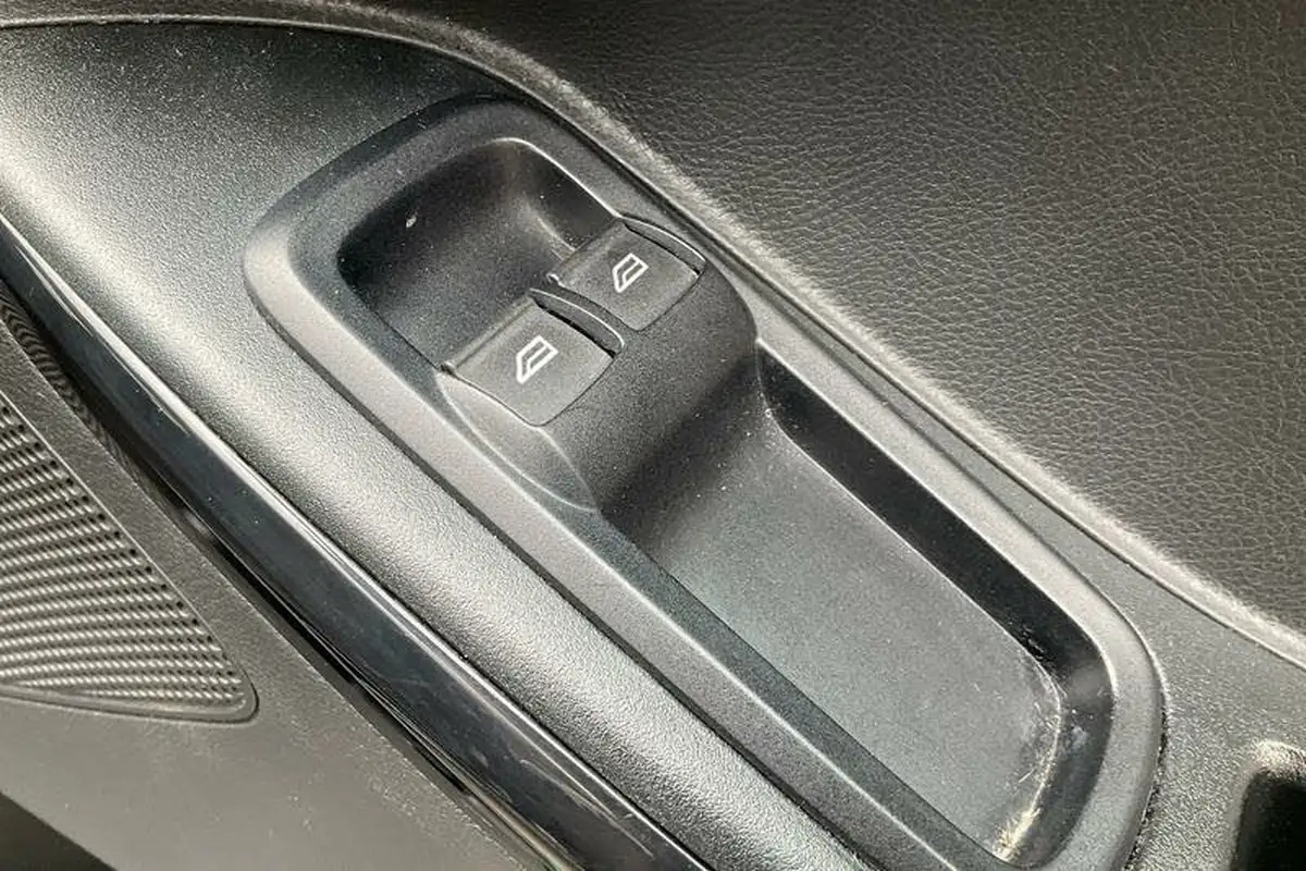 2019-ford-ka-12-ti-vct-zetec-70ps-big-15