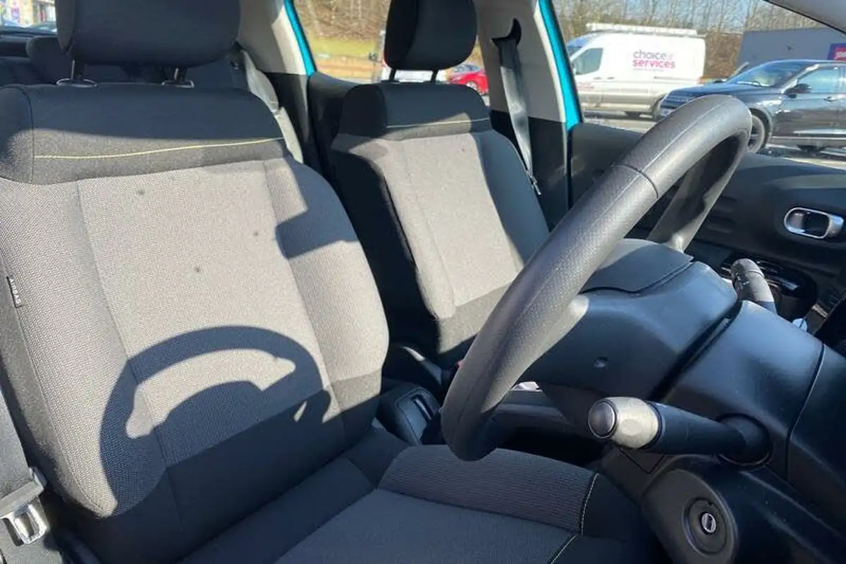 2021-citroen-c3-12-puretech-sense-big-16