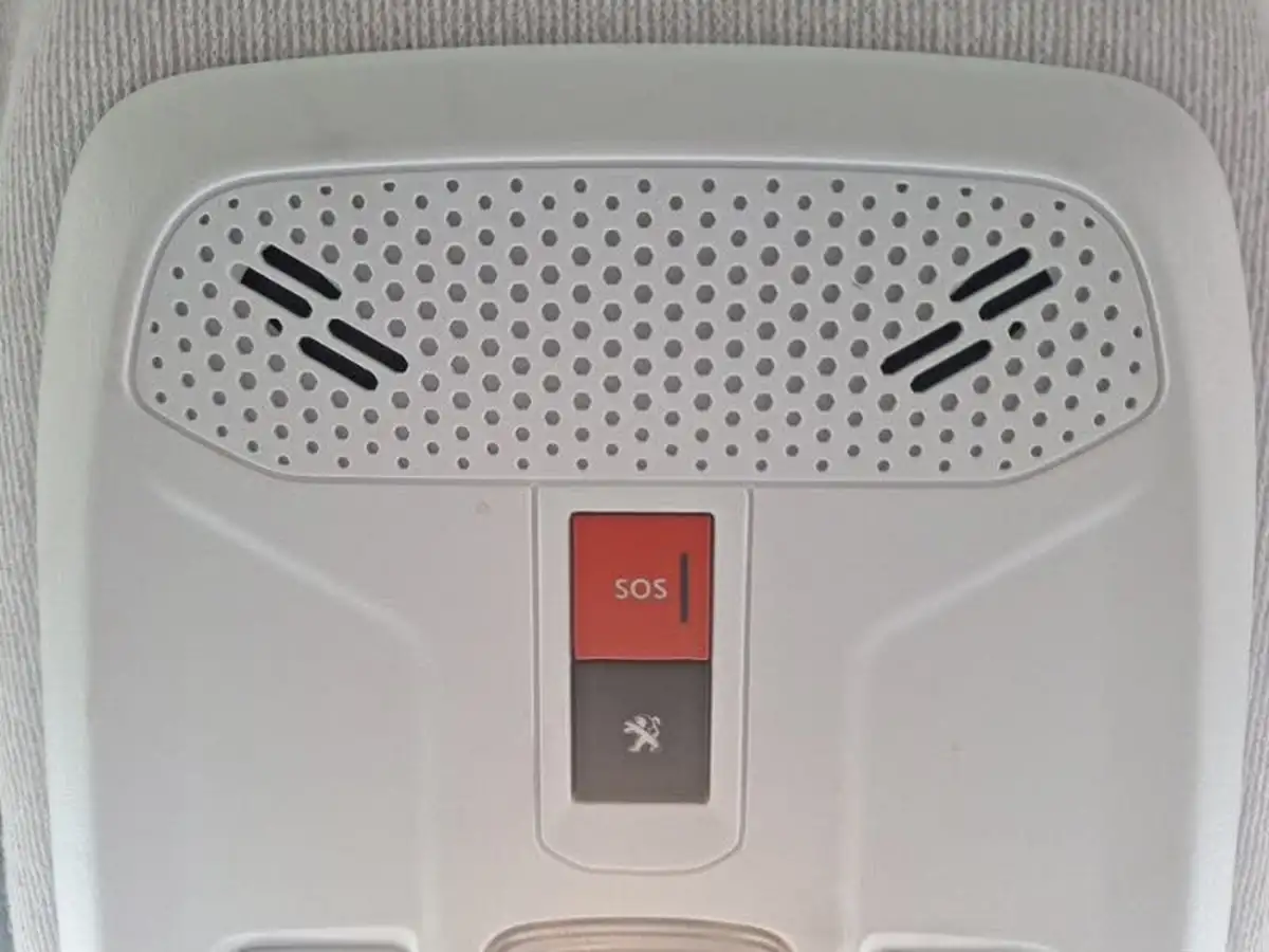 2022-peugeot-208-12-puretech-active-premium-75bhp-big-13