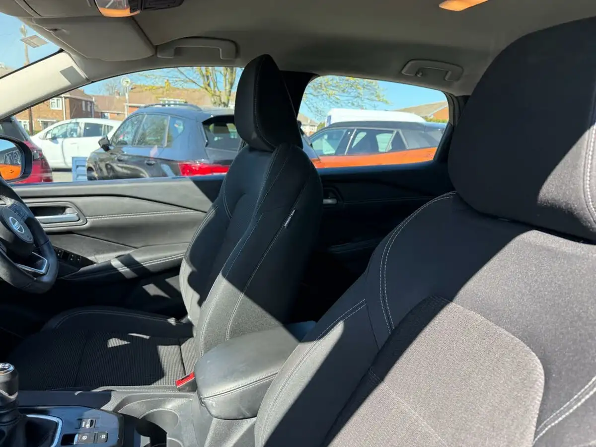 2021-nissan-qashqai-13-dig-t-acenta-premium-140ps-big-18