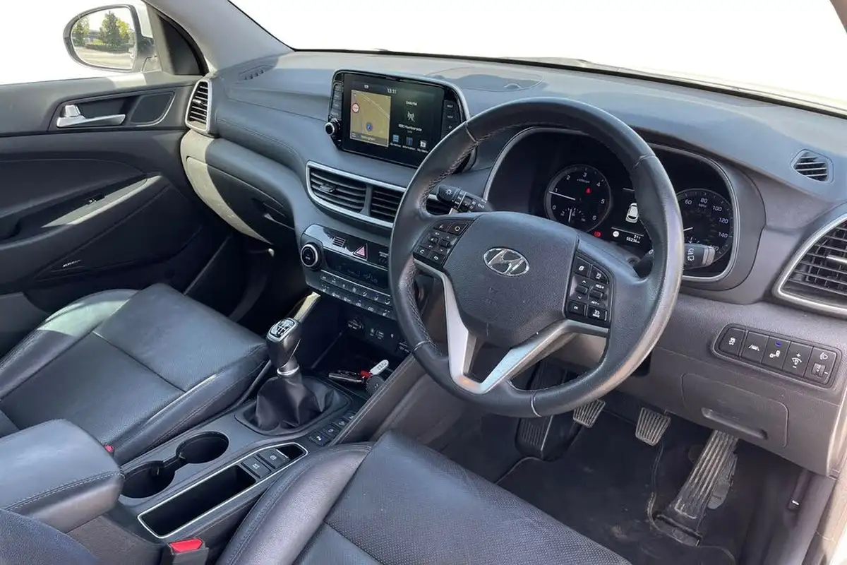 2019-hyundai-tucson-16crdi-premium-115ps-48-volt-hybrid-big-9