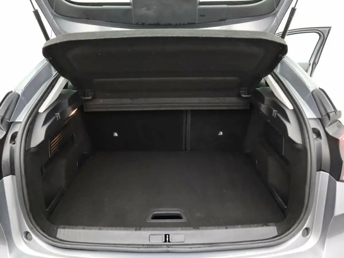 2021-citroen-c4-12-puretech-sense-plus-big-6