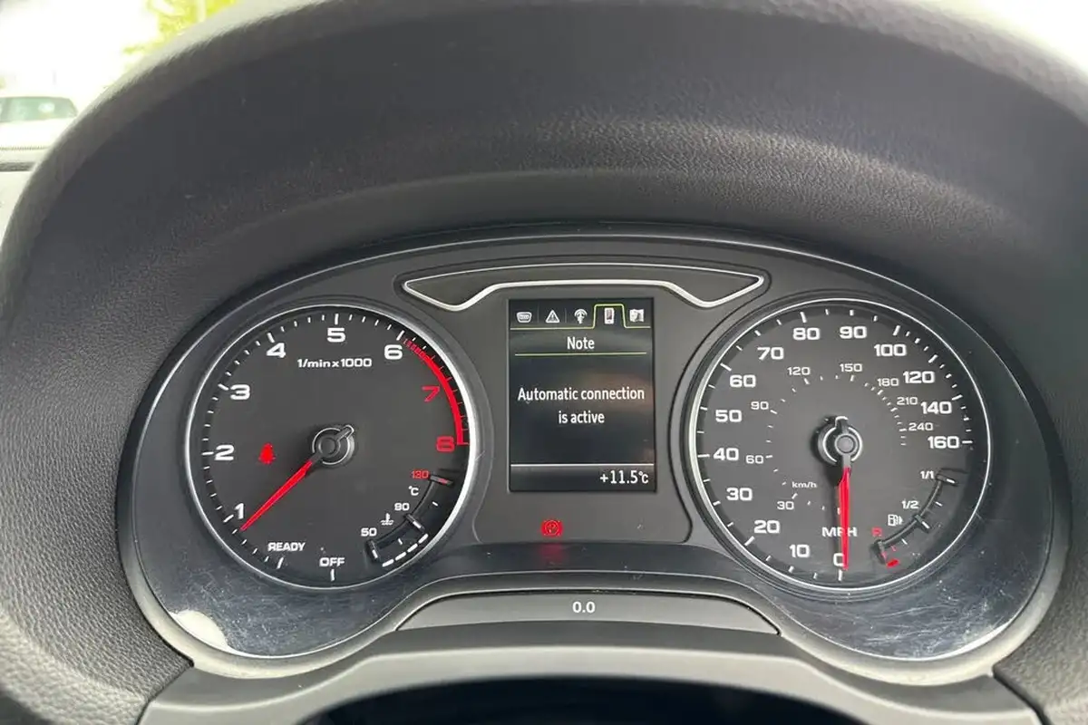 2018-audi-a3-15-tfsi-sport-saloon-4d-big-42