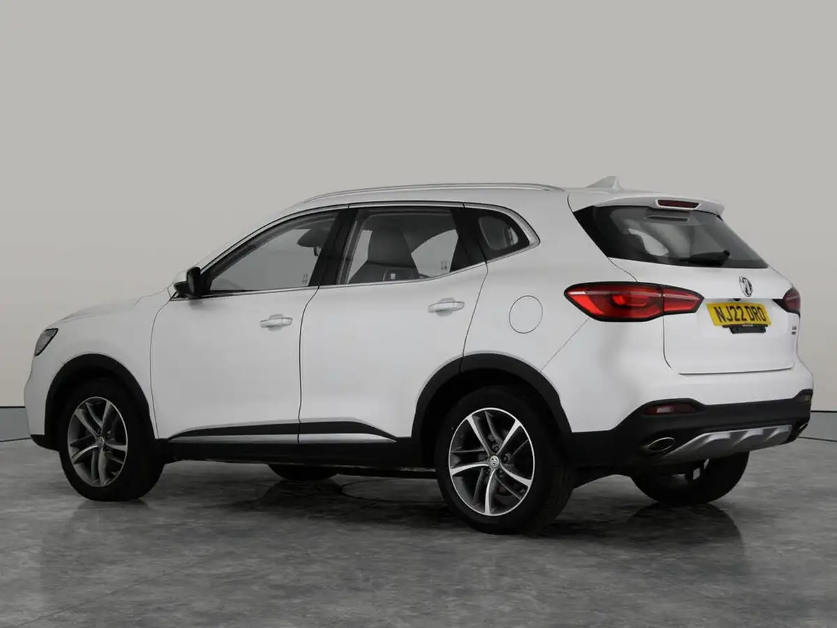 2022-mg-hs-15t-gdi-exclusive-258ps-plug-in-hybrid-auto-big-7
