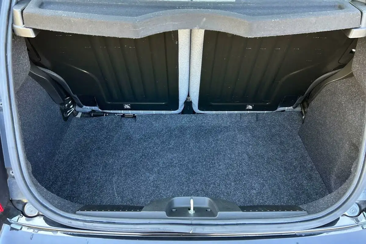 2021-fiat-500-10-lounge-big-19