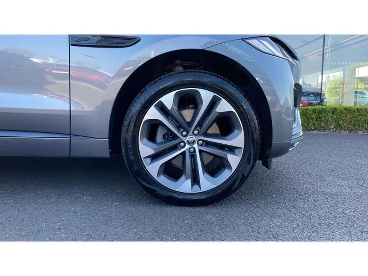 2024-jaguar-f-pace-20-d200-r-dynamic-hse-black-big-7