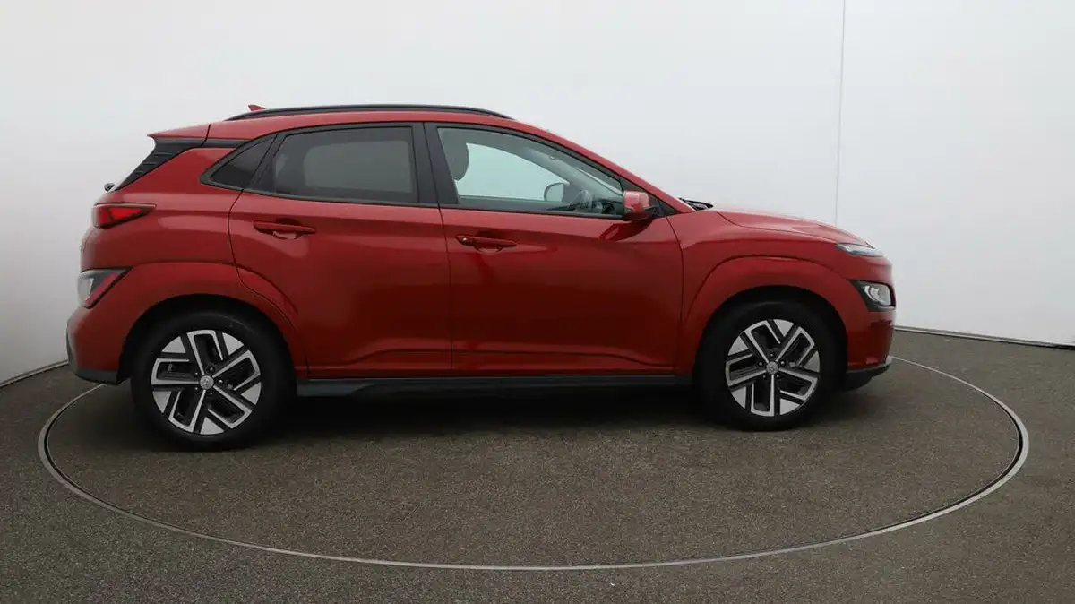 2021-hyundai-kona-e-ultimate-big-7