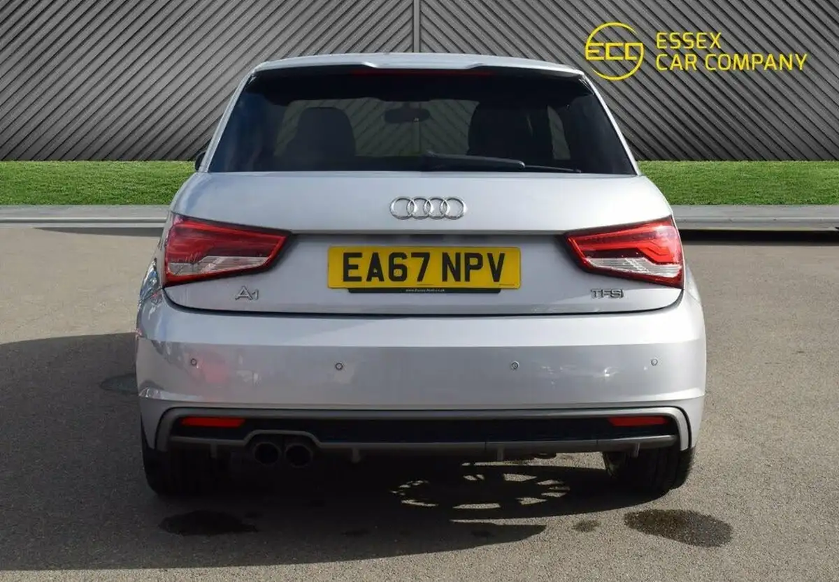 2017-audi-a1-14-tfsi-s-line-125ps-hatchback-3d-tronic-big-9