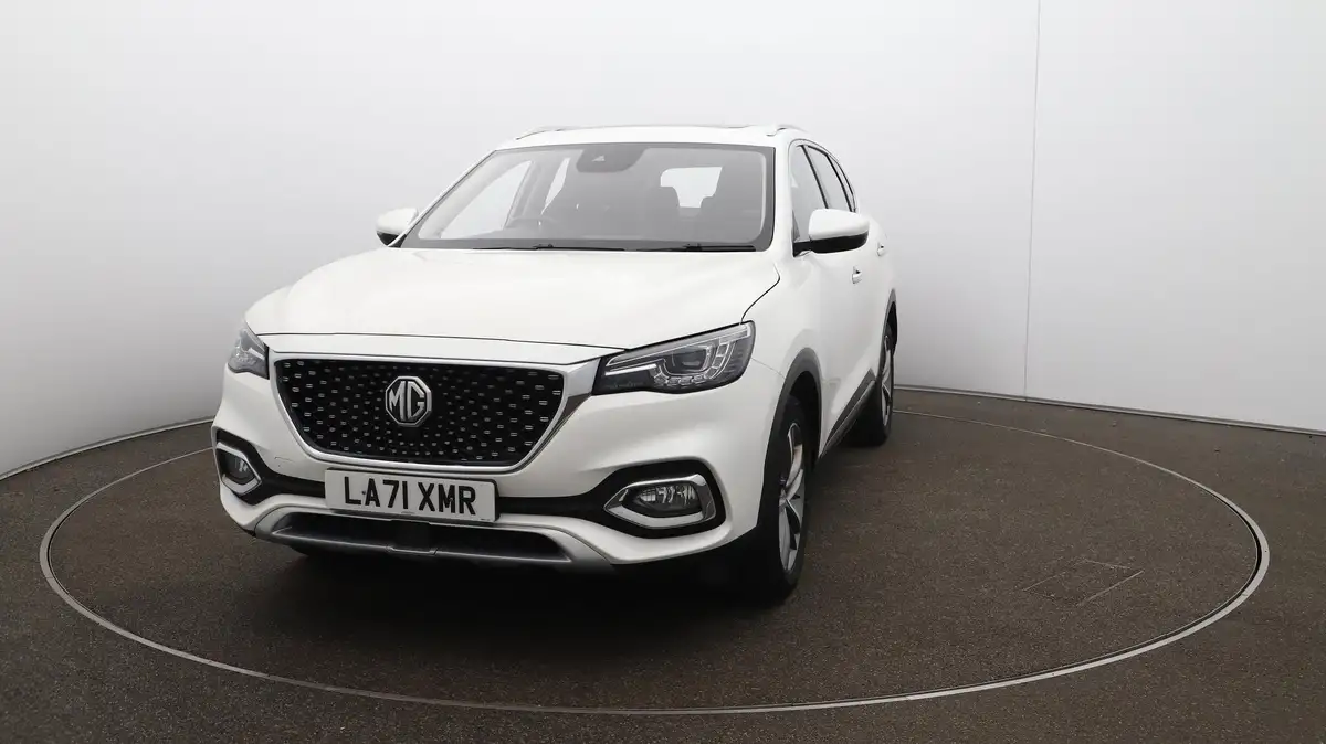 2022-mg-hs-15t-gdi-exclusive-162ps-big-31