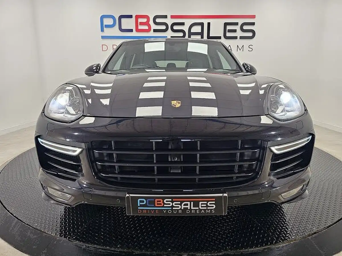 2015-porsche-cayenne-36-gts-big-18