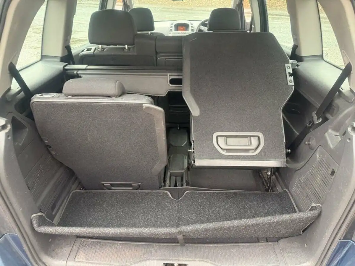 2007-vauxhall-zafira-16-life-big-13