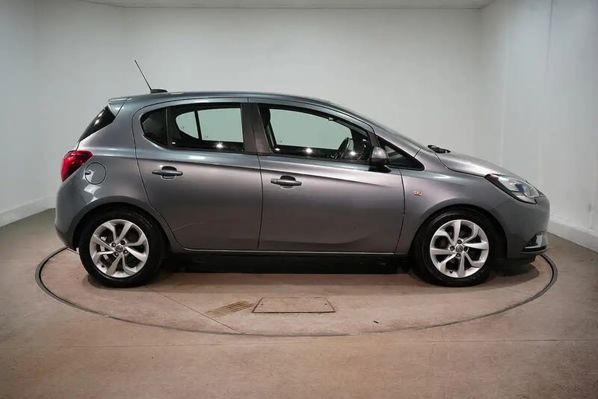 2018-vauxhall-corsa-14i-sri-90ps-ecotec-5d-big-3