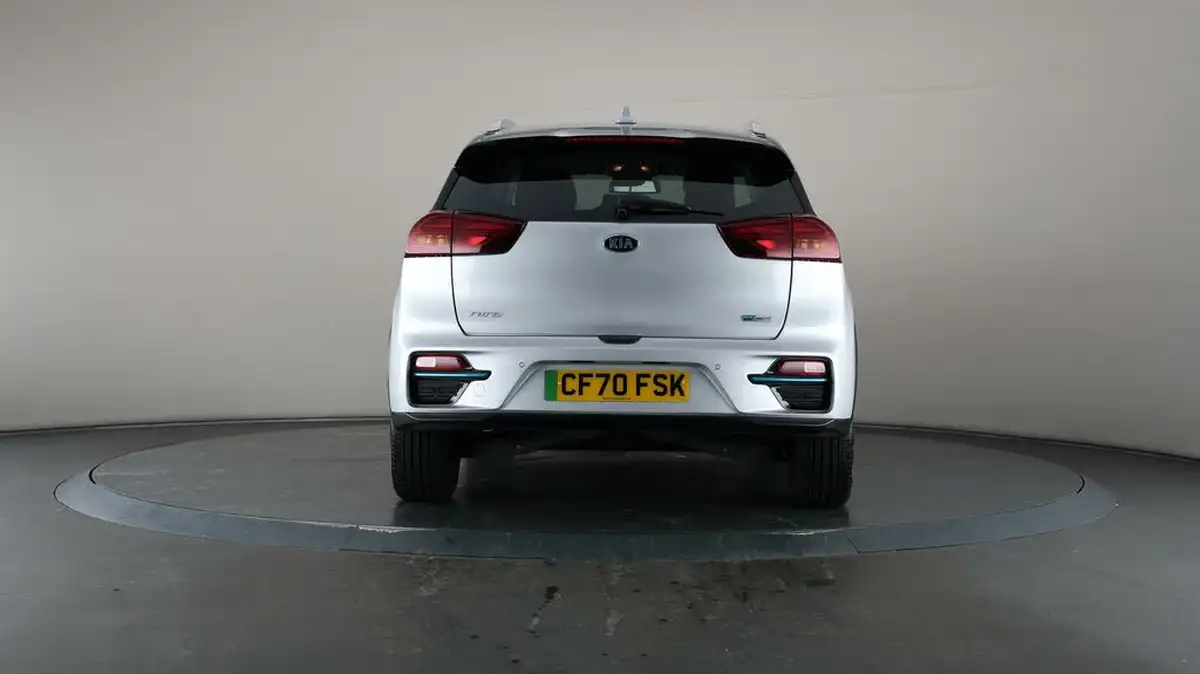 2021-kia-e-niro-ev-4-big-26