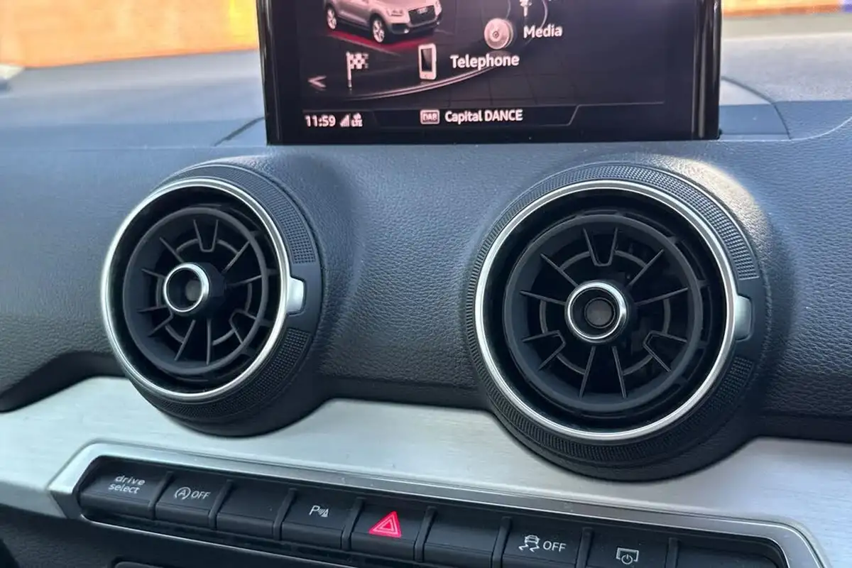 2019-audi-q2-15-35-tfsi-sport-cod-s-tronic-big-40